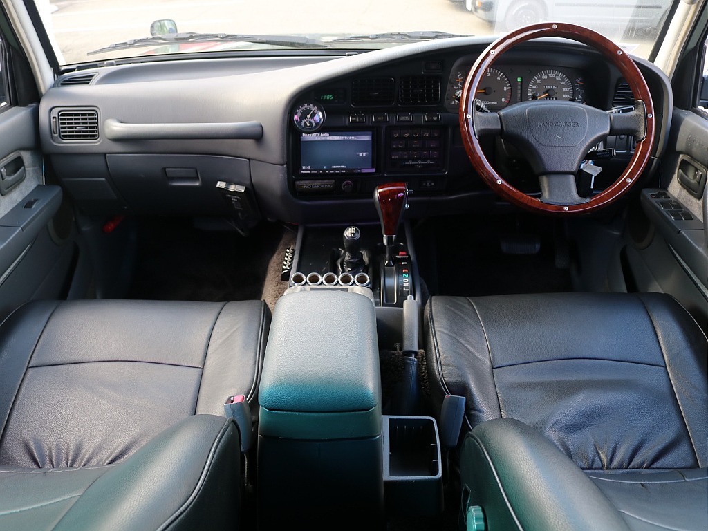 トヨタ ランドクルーザー80 4.5VXリミテッド 4WD  大阪府の詳細画像 その4