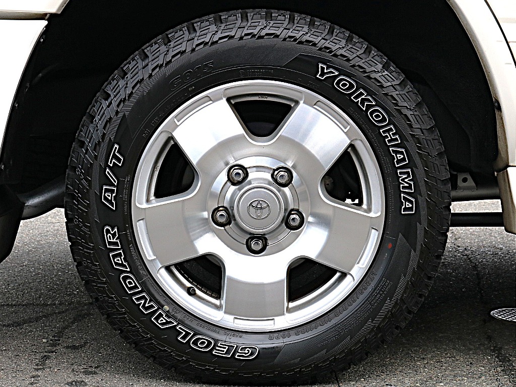 純正１８インチAW＆YOKOHAMAジオランダーATタイヤの組み合わせ！