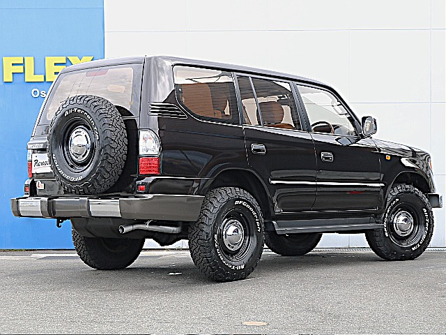 ユーザー様からの直接買取車両です。 お色は『ブラウンメタリック』です！