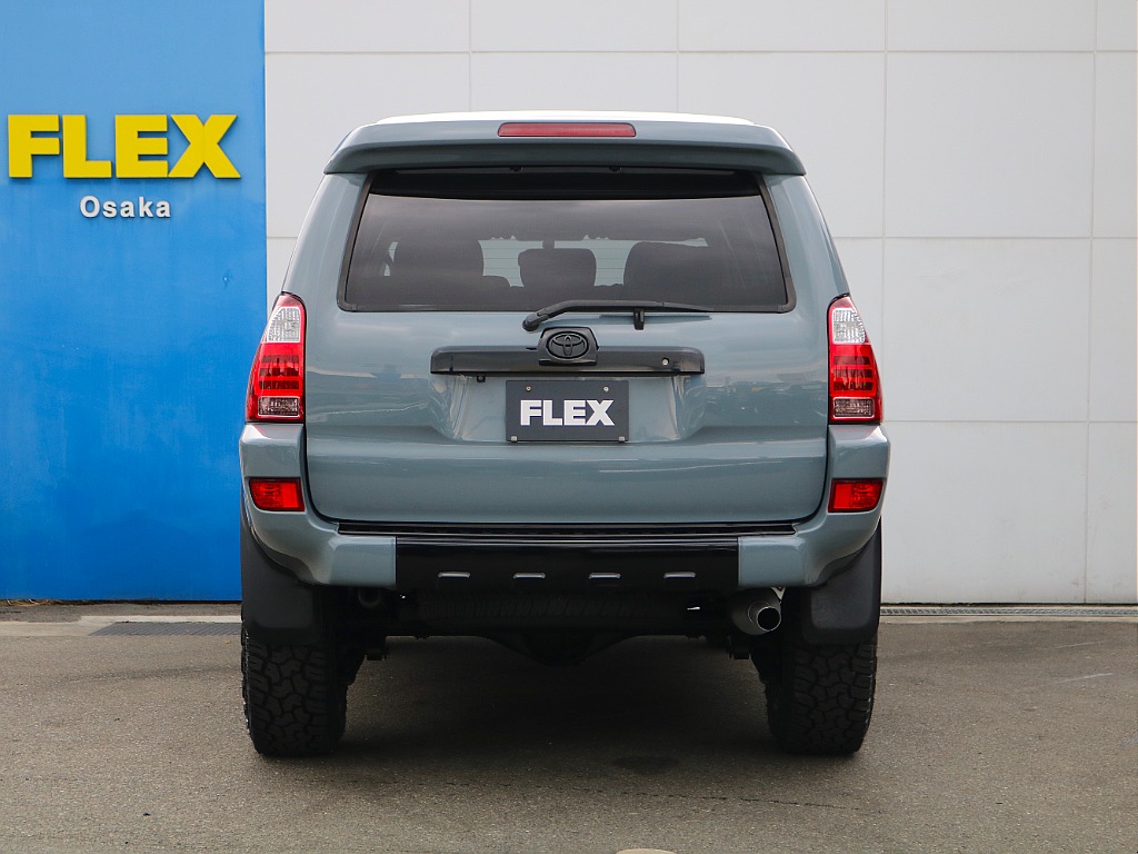 迫力のあるリアビュー。