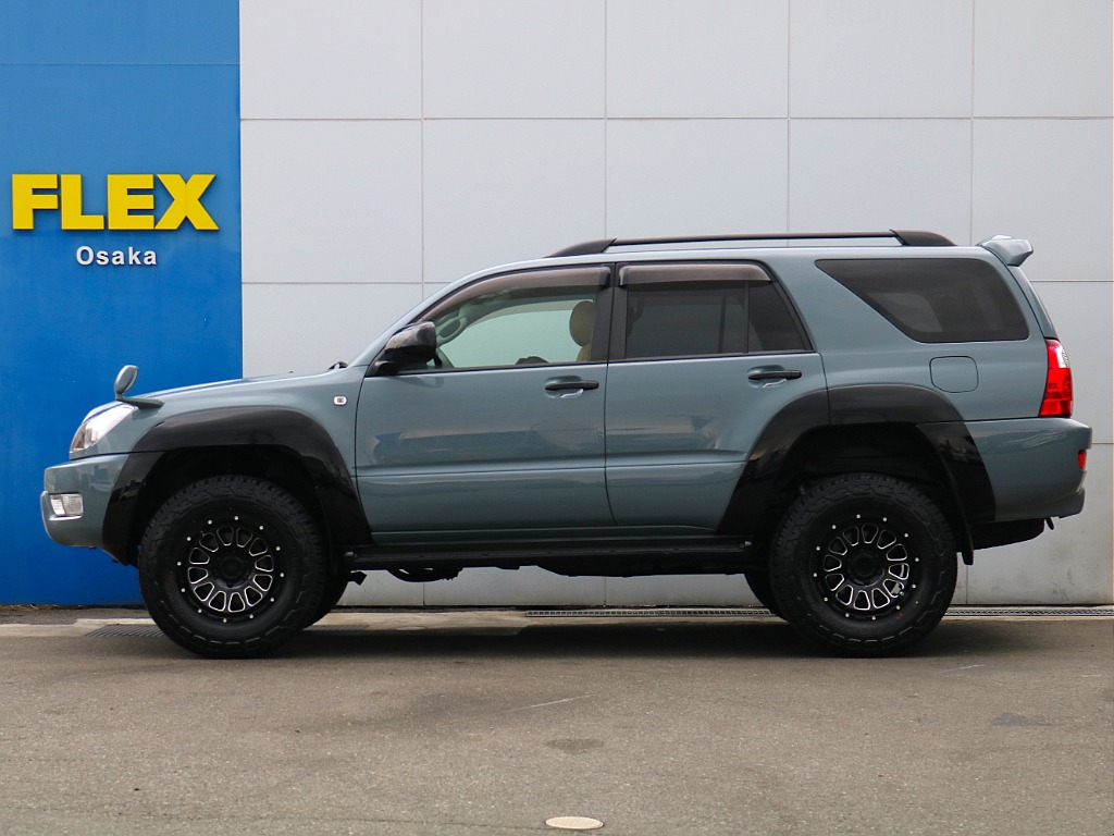 重厚感のあるサイドビュー。