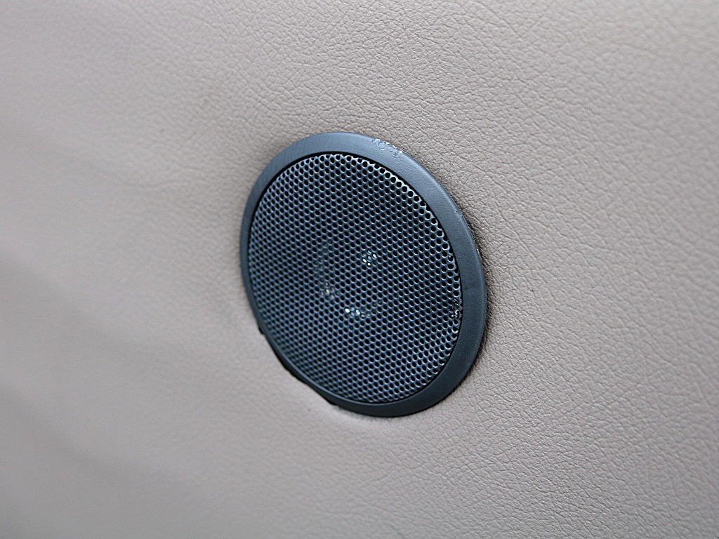 ワンオフスピーカー