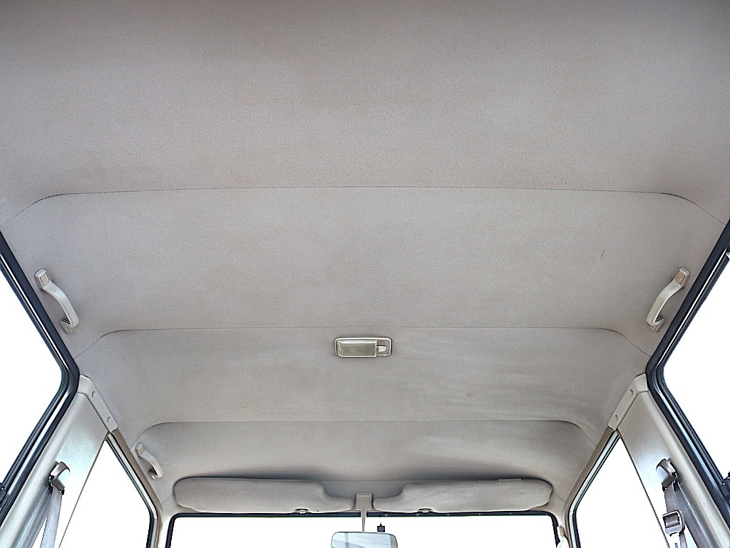 天張りも破れ等なく綺麗です。