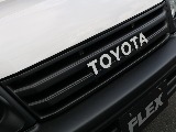 新品TOYOTA横文字グリル。