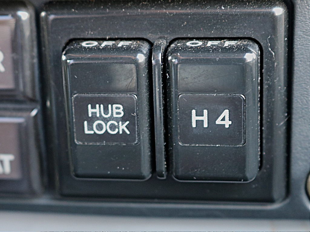 パートタイム式の４駆です。