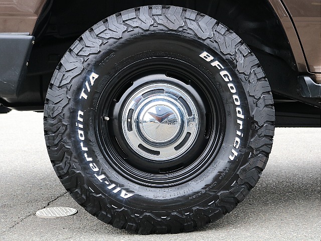DEANクロスカントリーAW＆BFGoodrichATタイヤ。