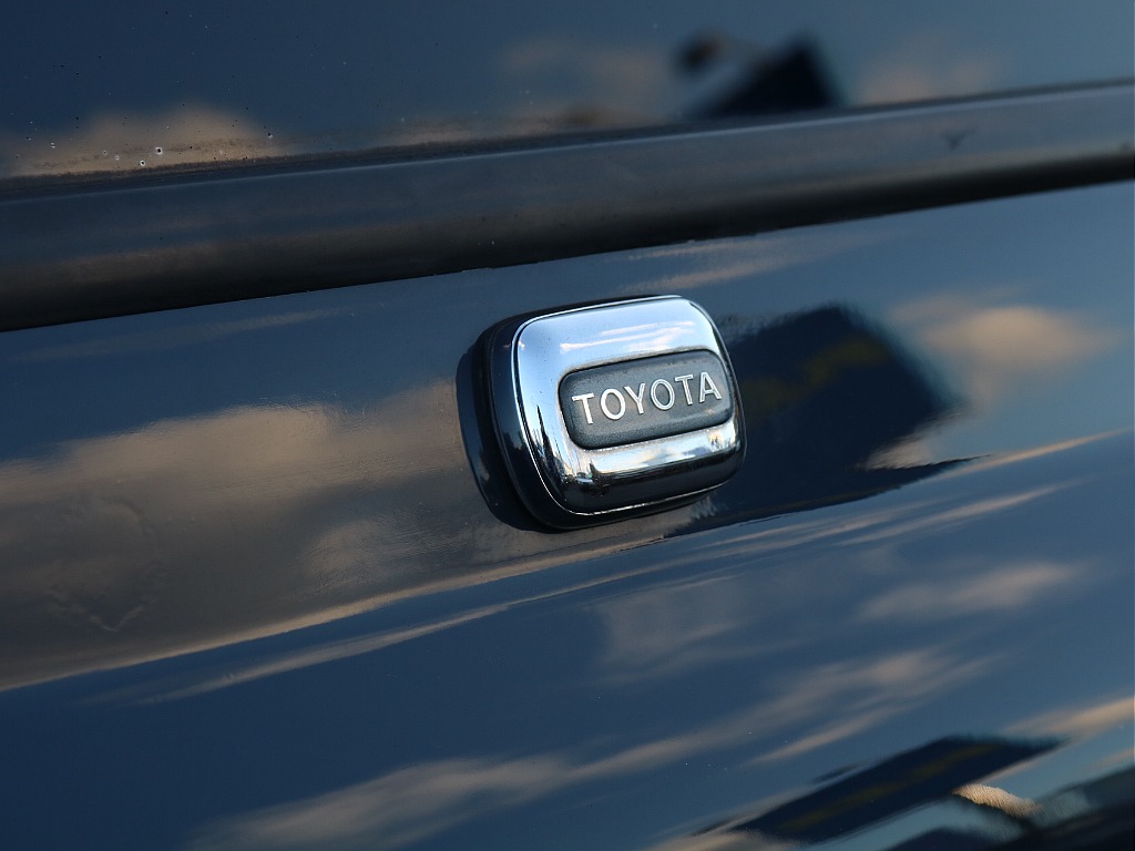 ここには鍵穴が隠されております。