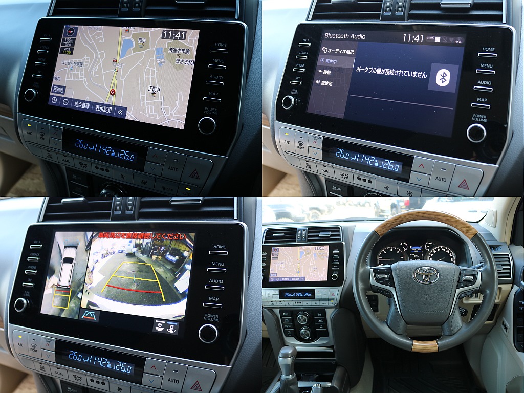 純正ディスプレイオーディオ装備！ 駐車も安心です。