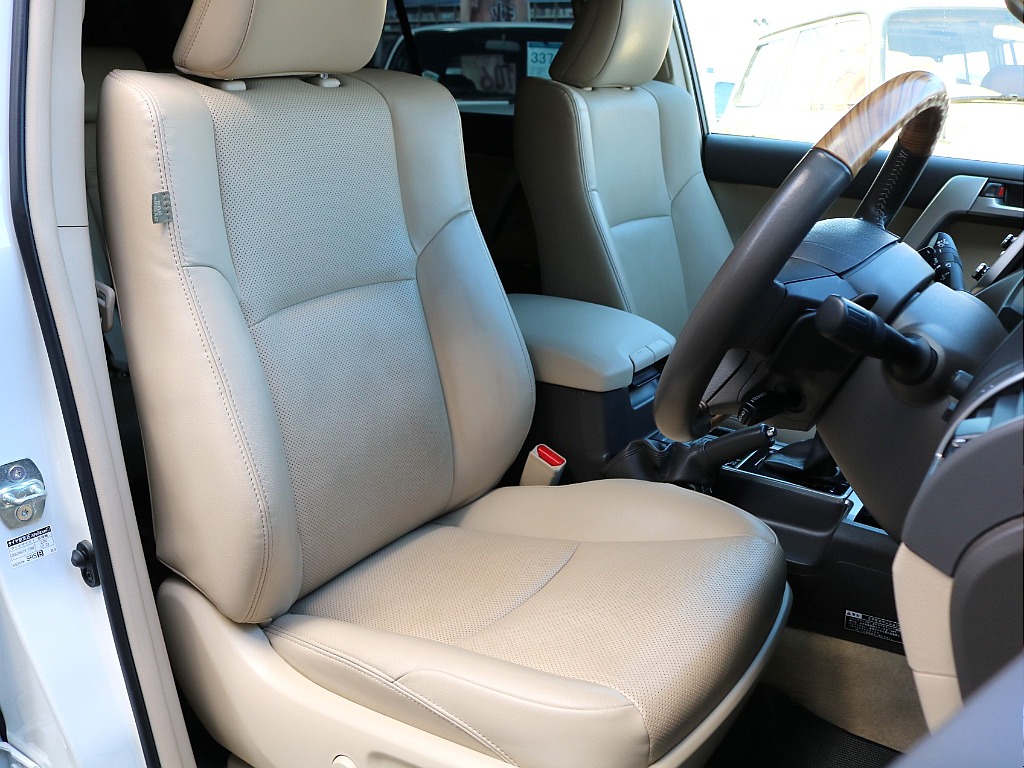 使用感少なく、綺麗な状態です。