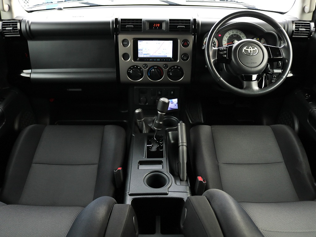 内装のパネル類も外装同様に塗り分けしております♪