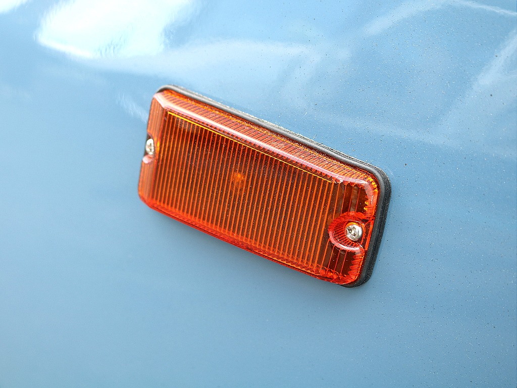 サイドマーカー。