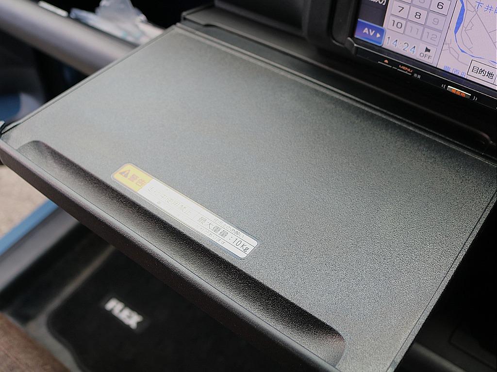 さすが商用車ですね。