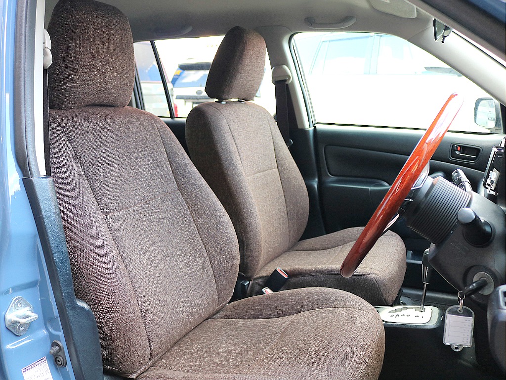 オリジナルシートカバーが装着済み！