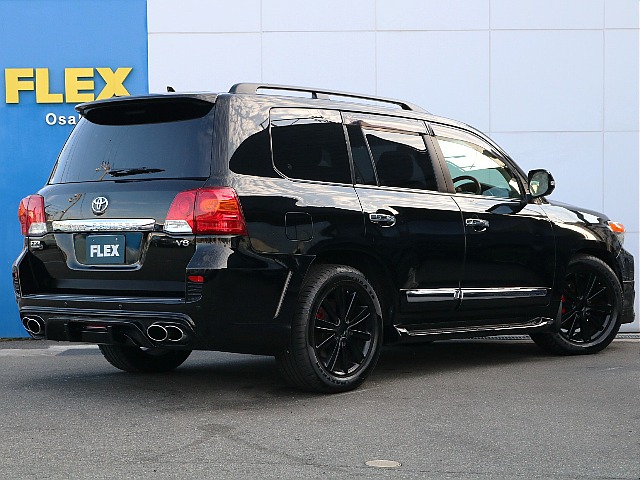 装備も充実、カスタム多数の必見の内容！