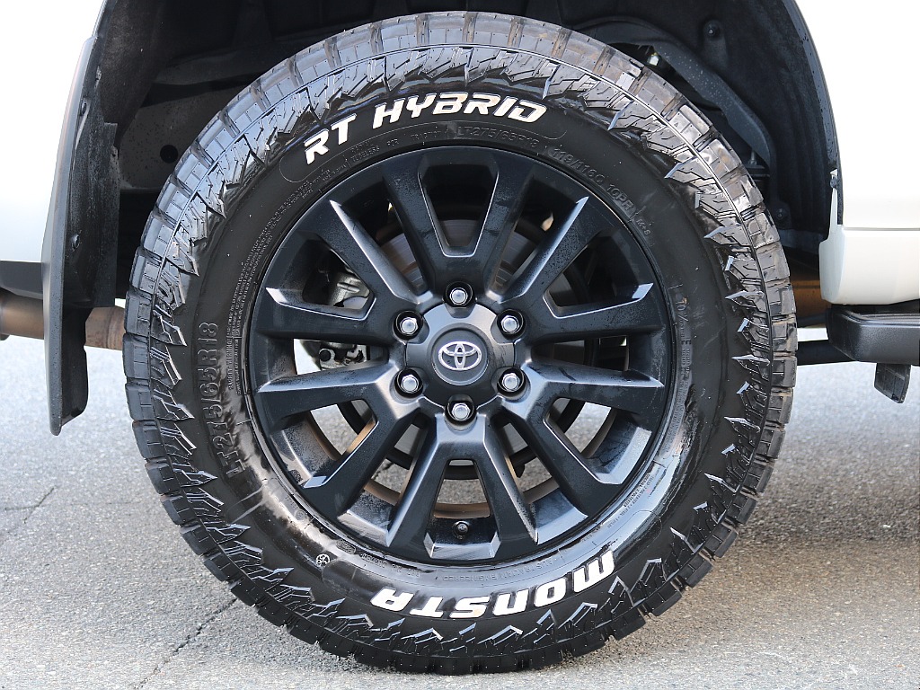 純正１８インチAW＆MONSTAタイヤの組み合わせ！