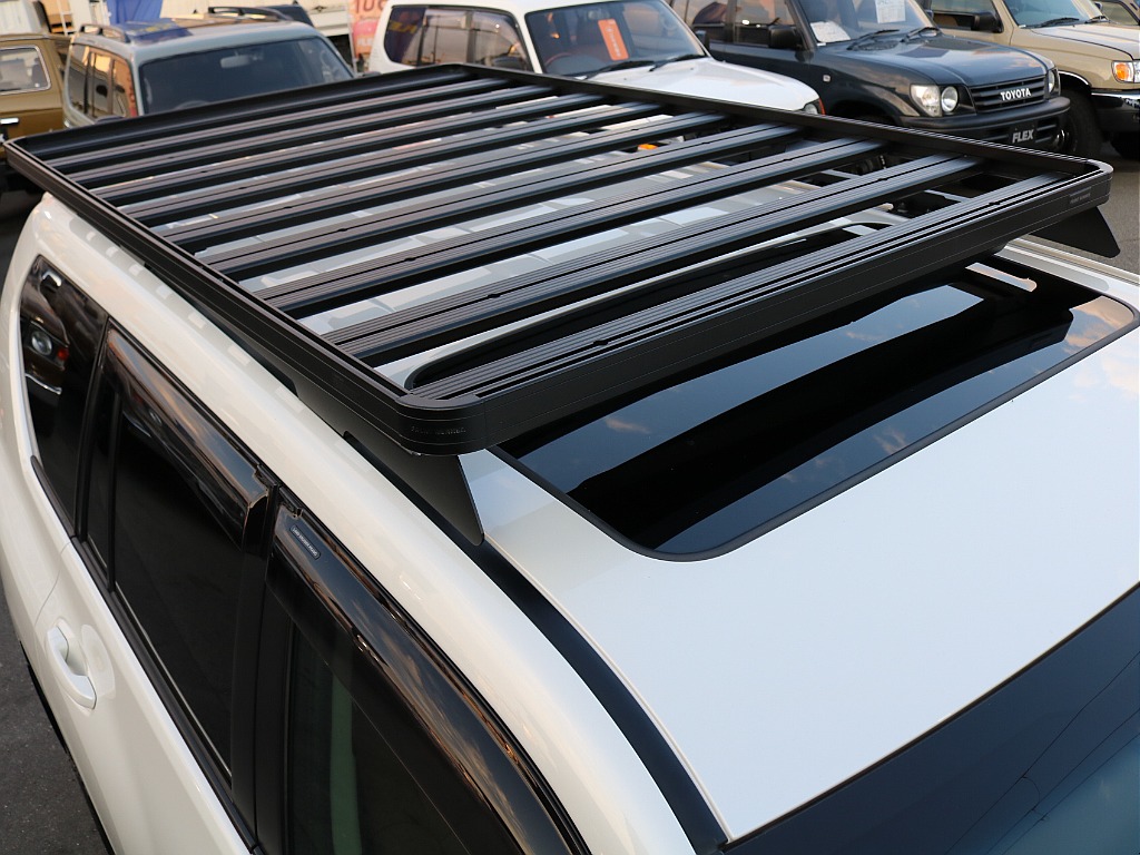 フラットルーフラック装着済み。