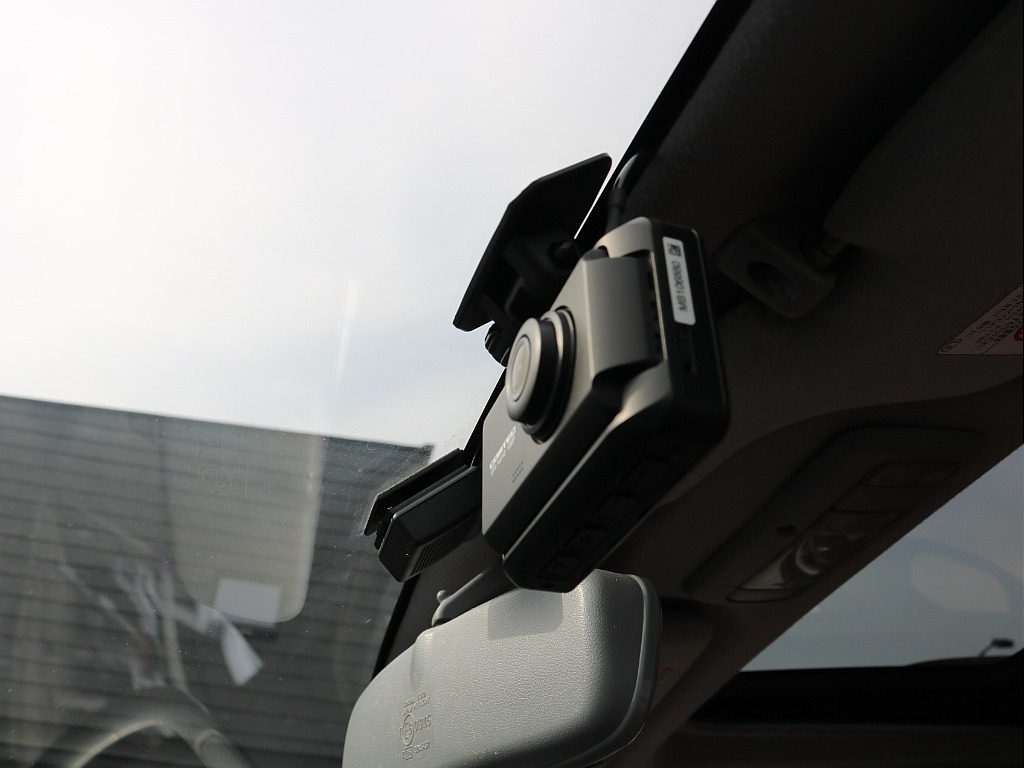 ドライブレコーダー装着済み。