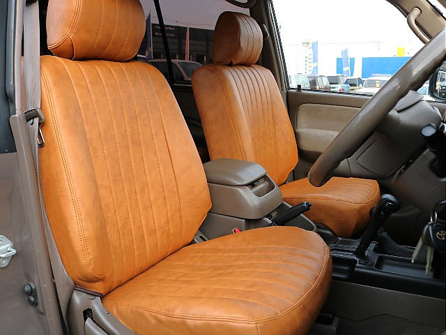 キャメルのシートカバーで明るさアップ！