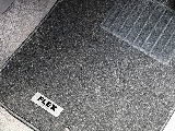 フロアマット。