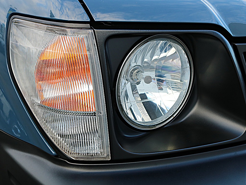 クリアのコーナーレンズ。