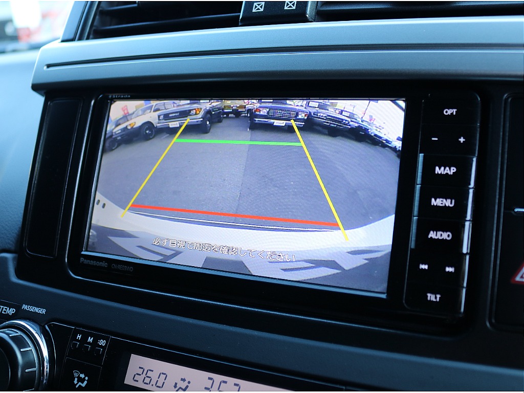 バックカメラ付き。