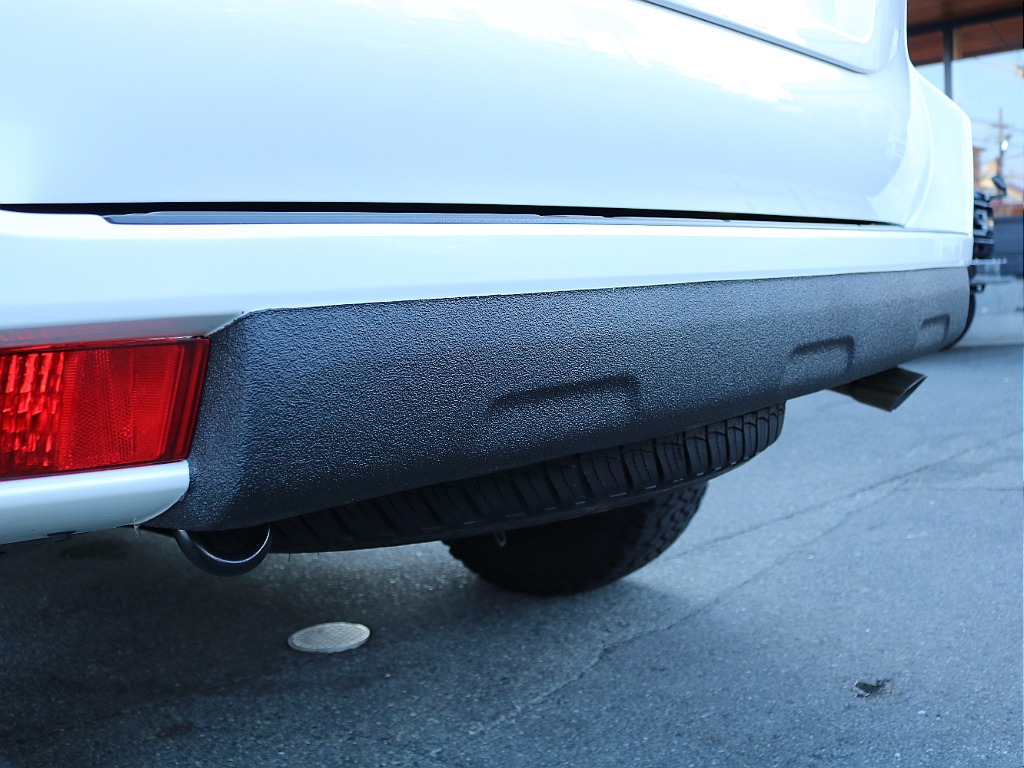 ラプターライナー塗装。