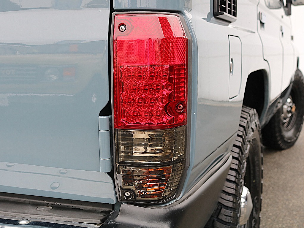 スモークテール。