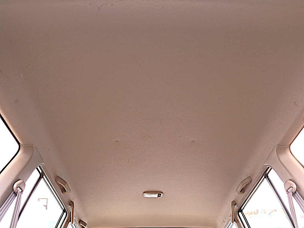 天張りの状態も良好です。