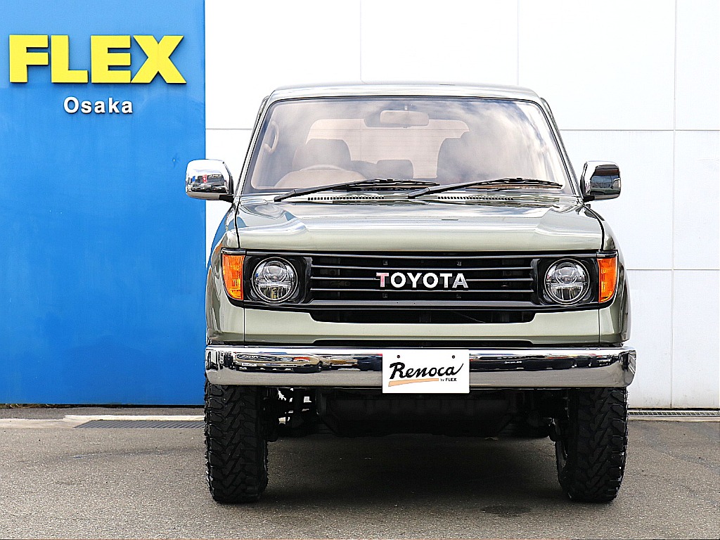 今回はヘッドライトが一味違います。 ROY用オリジナルヘッドライト！