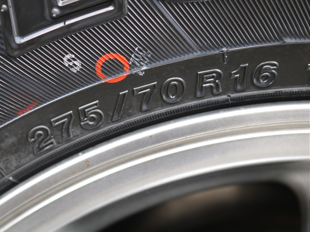 275/70R16のタイヤになります！