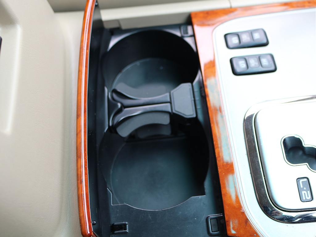 ドリンクホルダーあります！