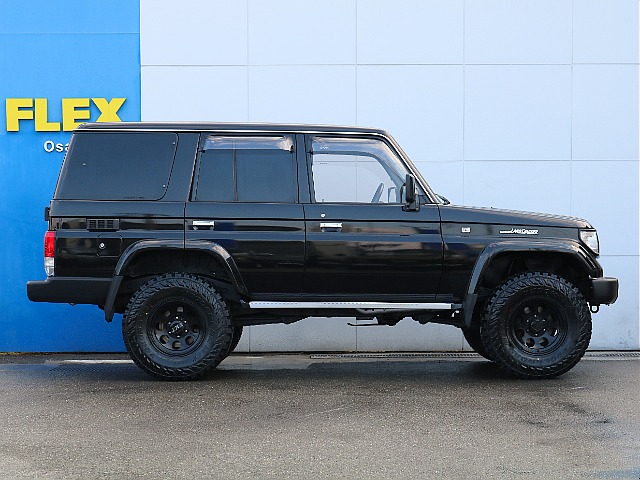 約２インチリフトアップが施工済み！