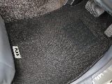 新品オリジナルブラックフロアマット。