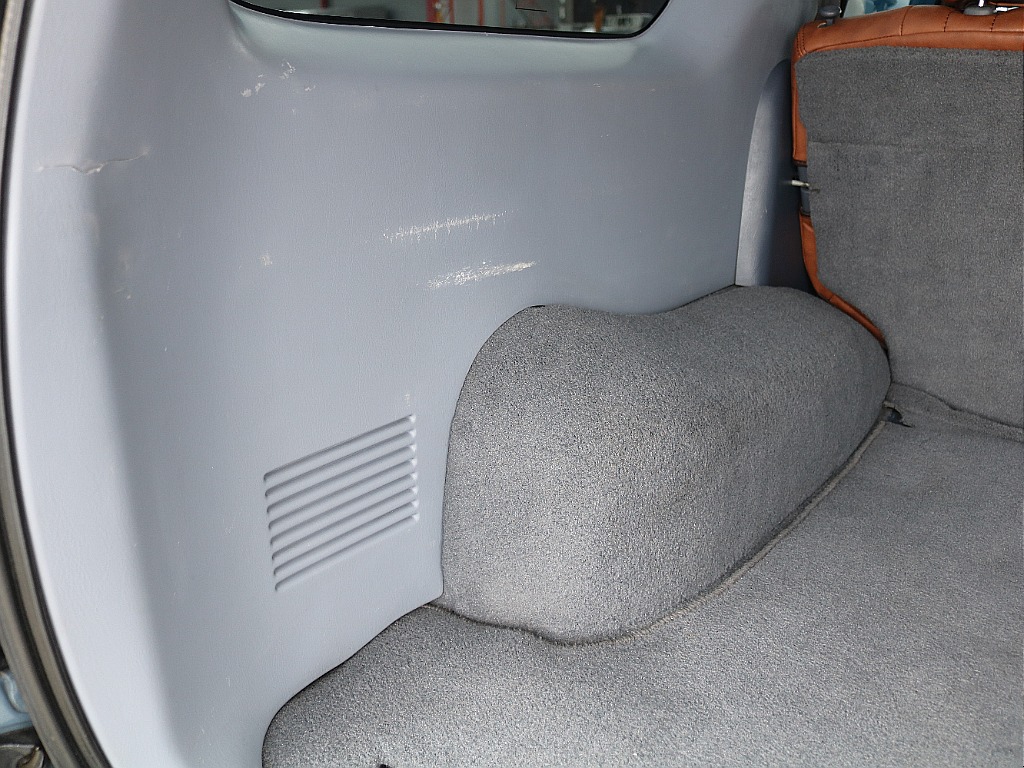 ラゲッジパネル。