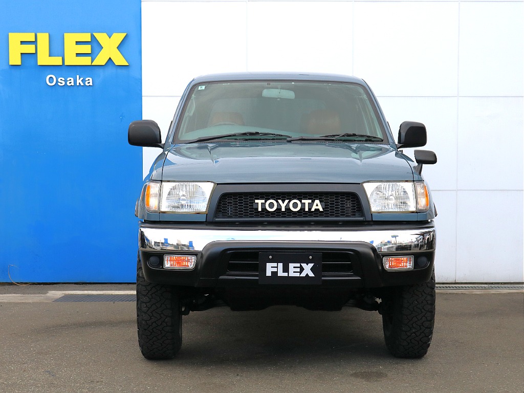 古臭いフェイスが魅力でもあります。