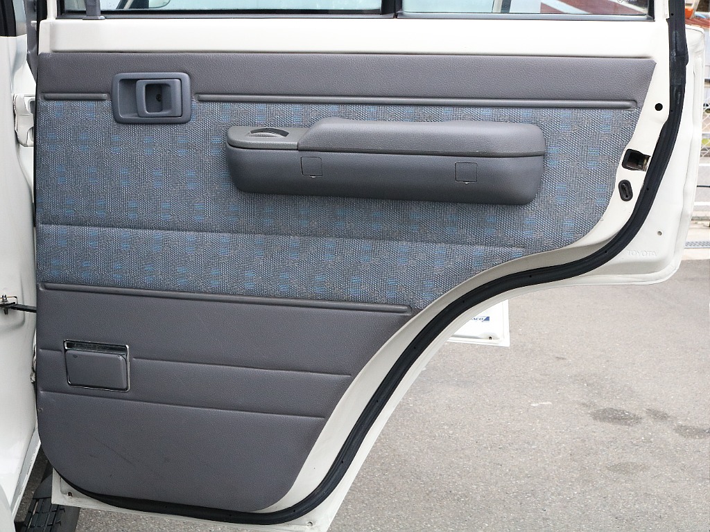 前後左右共に綺麗な状態です！