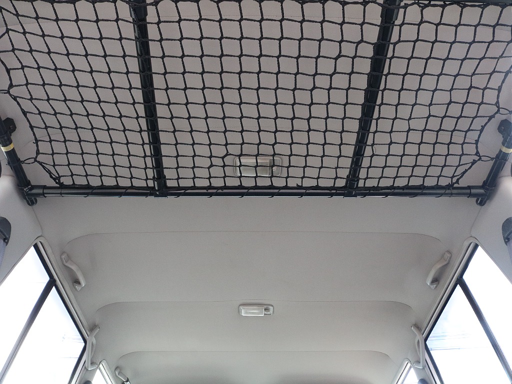 天井もシミや傷が少なく状態良好です！