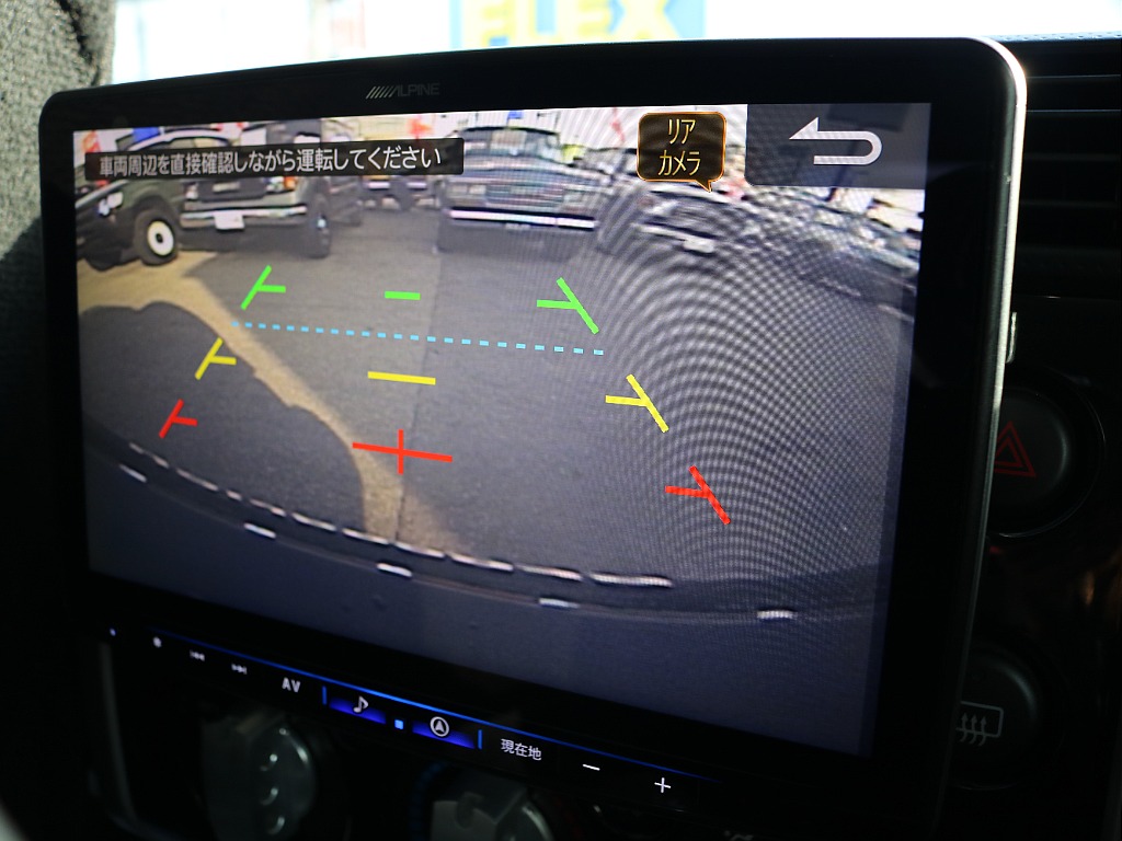 バックカメラ付き。