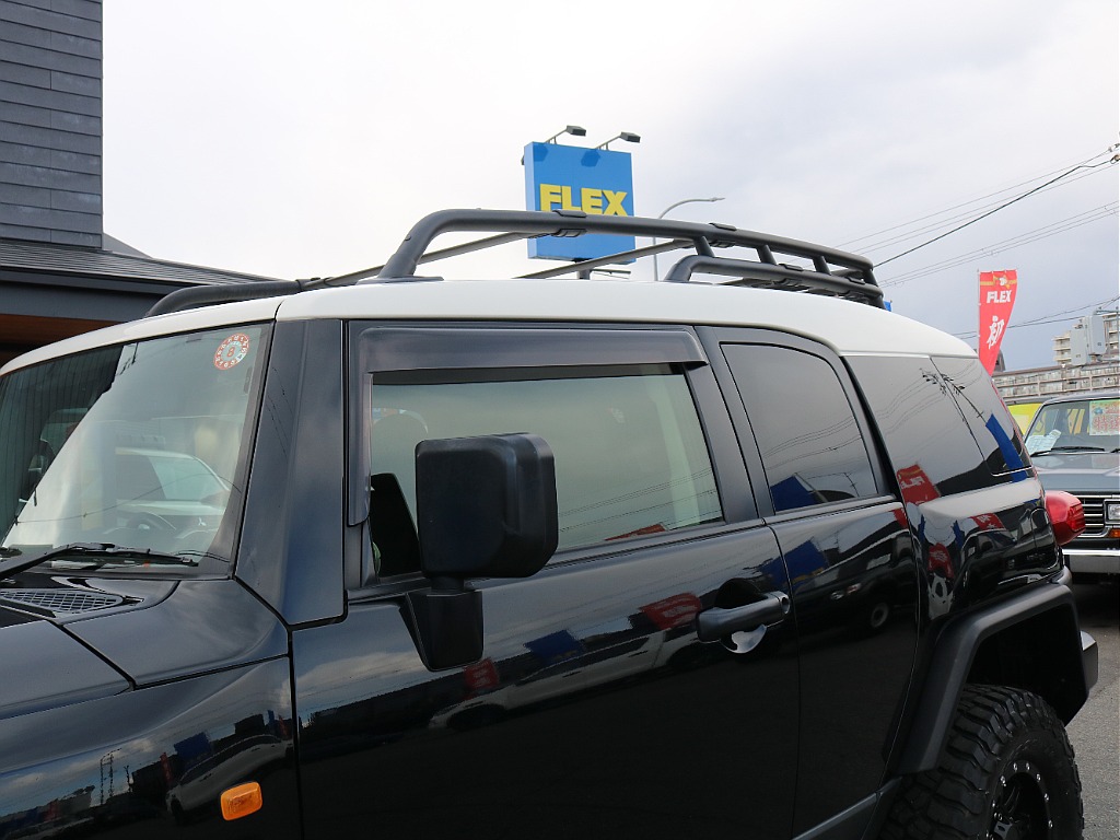 USルーフラック付き。