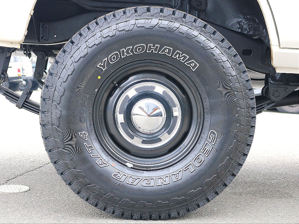 ジオランダーAT4＆輸出用ホイールの組み合わせ。 それぞれ新品装着です！