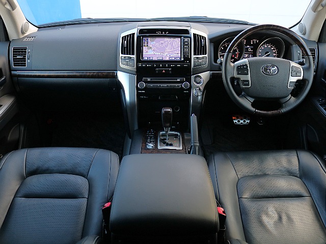 ブラック内装。 極上です。