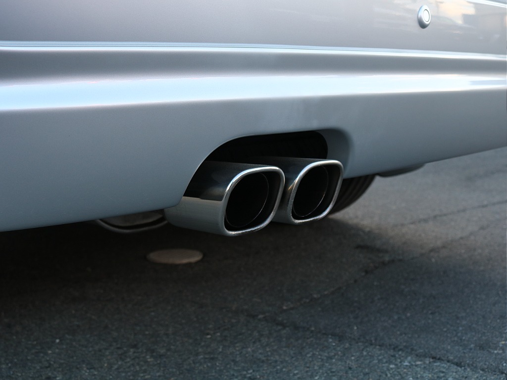 MODELLISTAスポーツマフラー