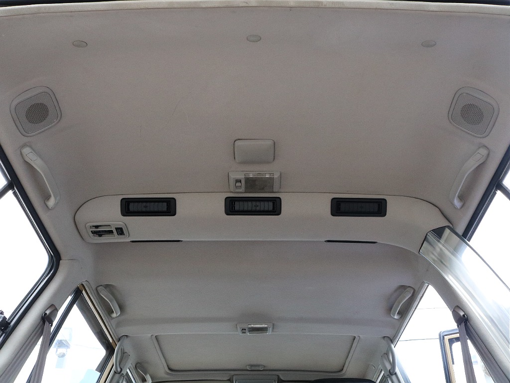 天張りの状態も良好です。