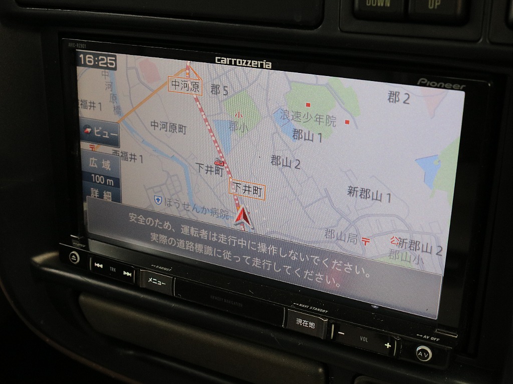 パイオニア製ナビ付き。
