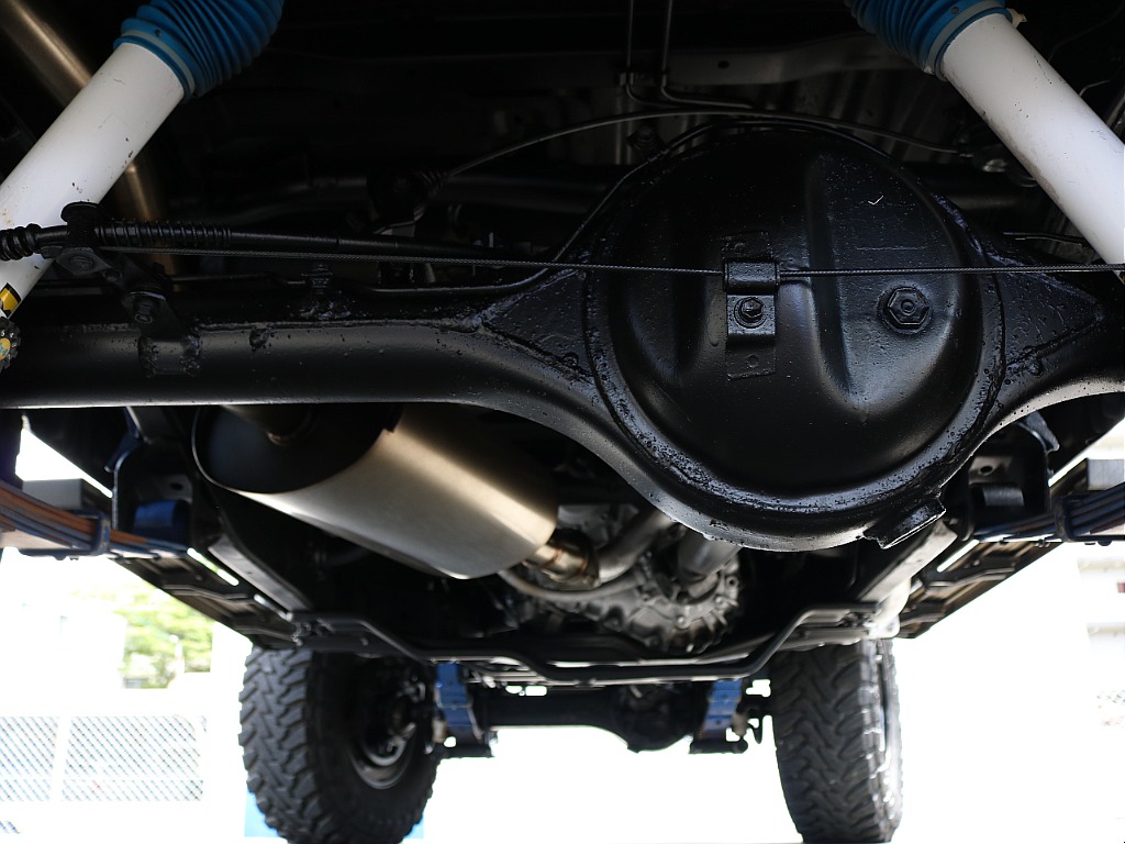 下廻り。アンダーコート施工済みです。