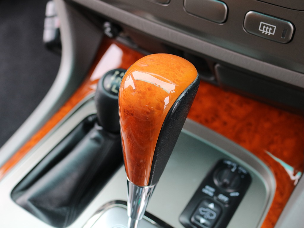 木目調が高級感を演出しております！