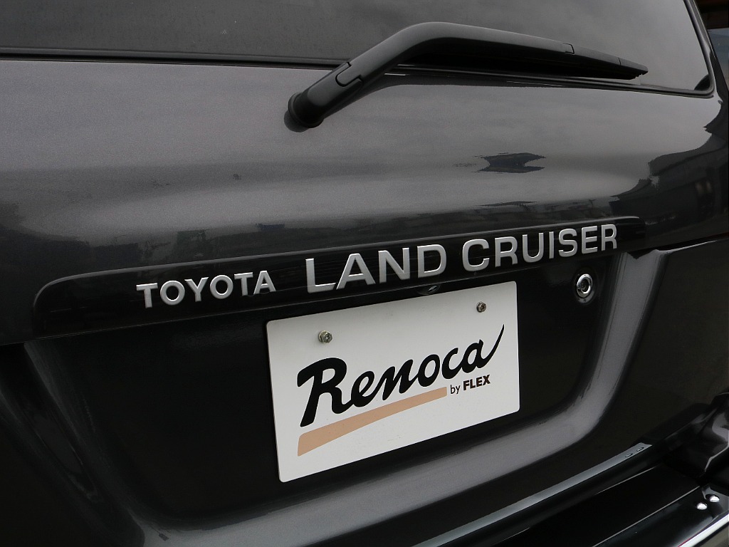 ランクル80新品リアガーニッシュ装着済み！