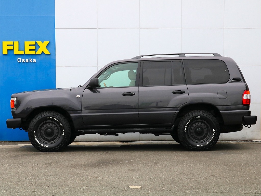 迫力のあるサイドビュー！全長489㎝。