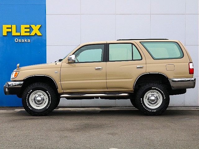 メッキとベージュのバランスが良いです。