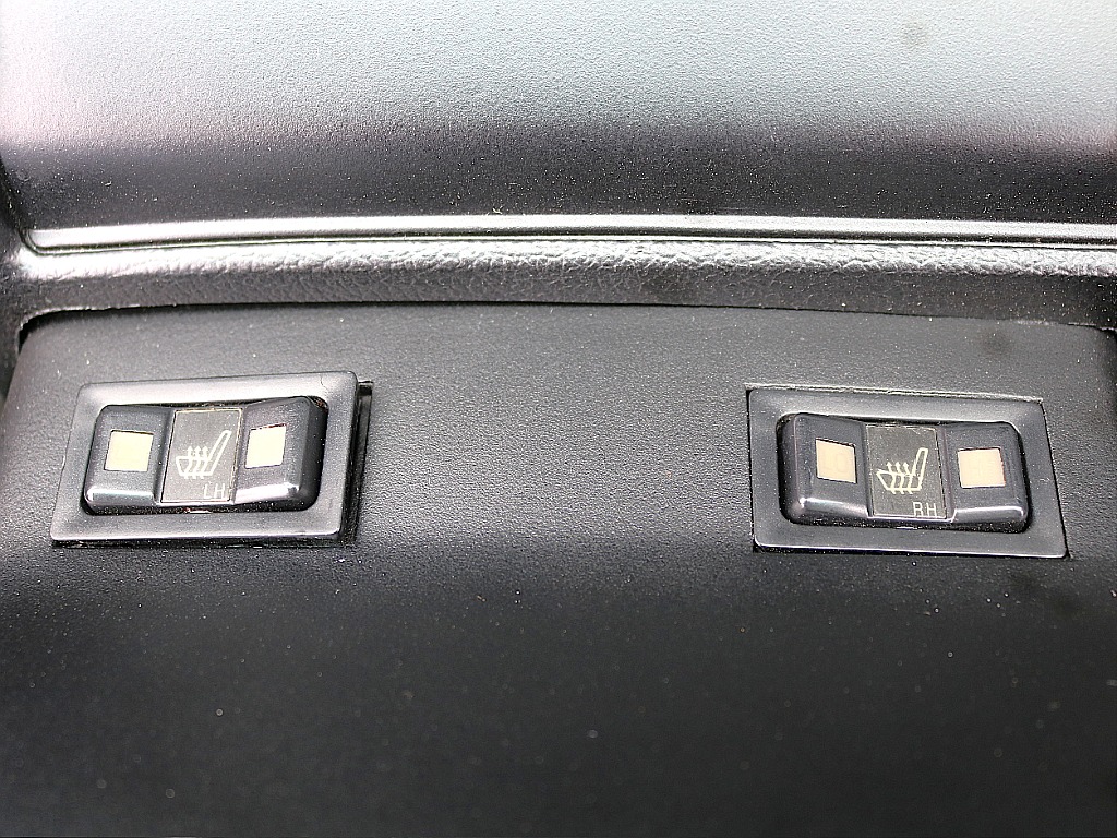 シートヒーター。